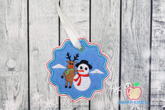 Reindeer with Snowman Ornament: A Designer's Review for Personalized Gifts